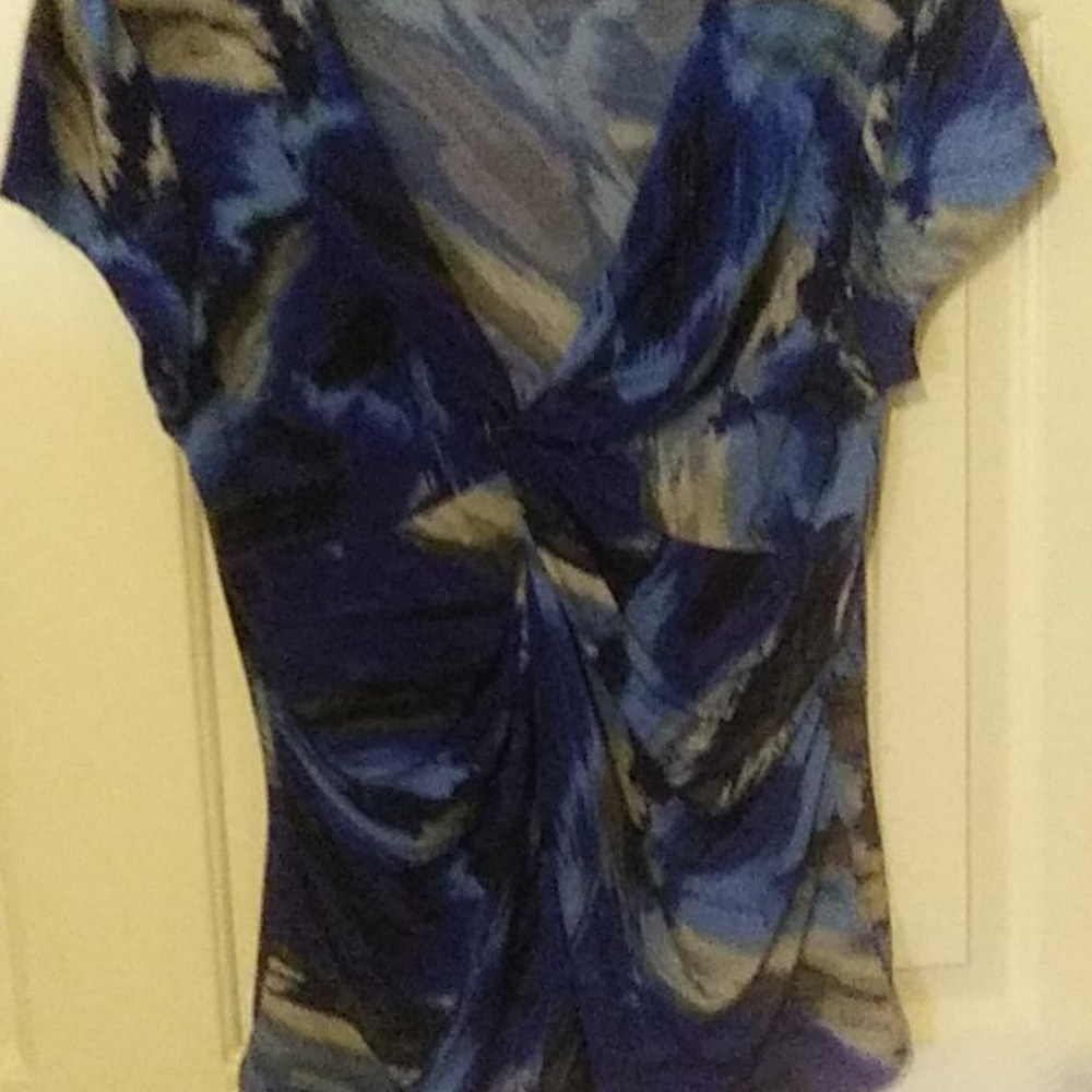 👚 BLOUSE